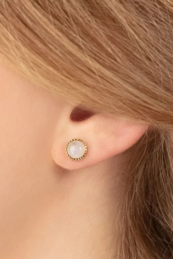 Flower Fan Oorbellen In Goud En Maansteen Wit-Very Cherry Fashion