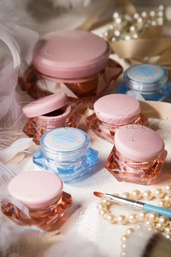 Pin-Up Poeder-Le Keux Cosmetics Flash Sale